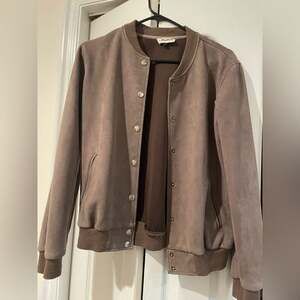 ALYTHEA VERSATILE BROWN BOMBER JACKET- snap button, Size Small